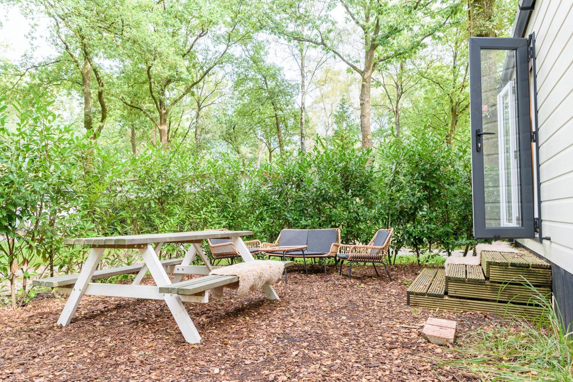 Veluwe Chalet Aan Het Bos - Kids - Pool - Dog Hoenderloo Exterior photo